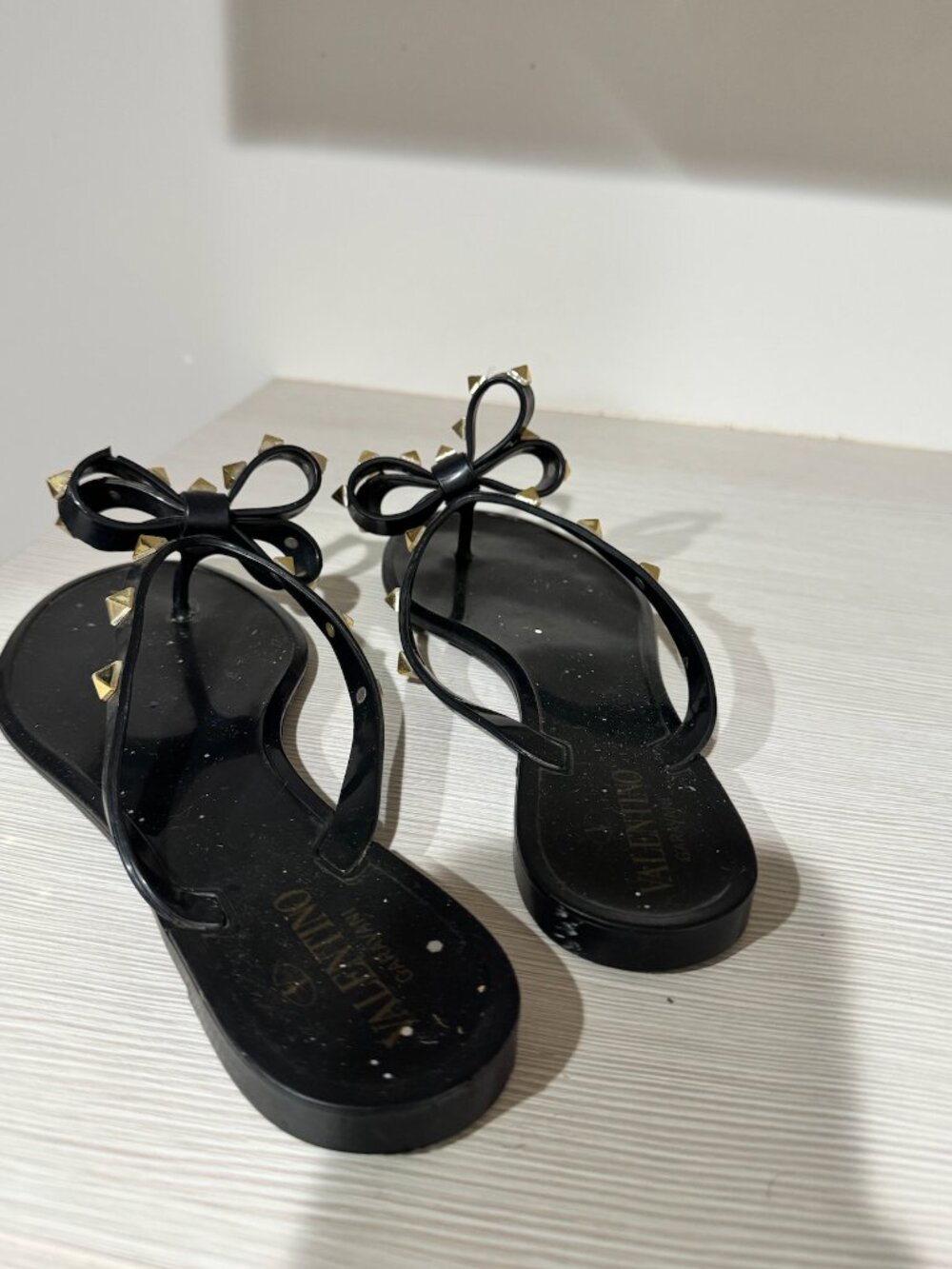 Valentino Garavani Rockstud Black Sandals – Size 30